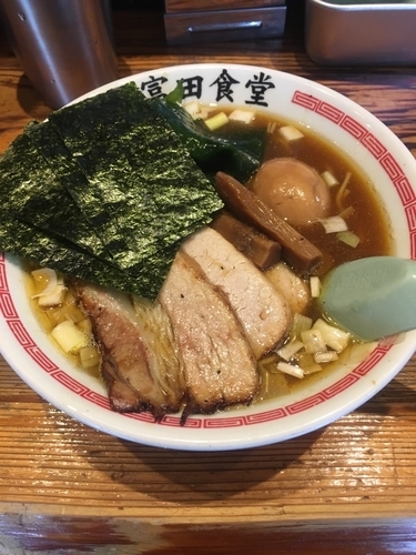 「特製中華そば 並」@松戸中華そば 富田食堂の写真