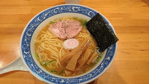 「中華そば」@中華そば 青葉 新宿店の写真