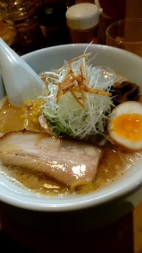 「濃厚味噌らーめん800円」@麺屋 雪風 すすきの店の写真