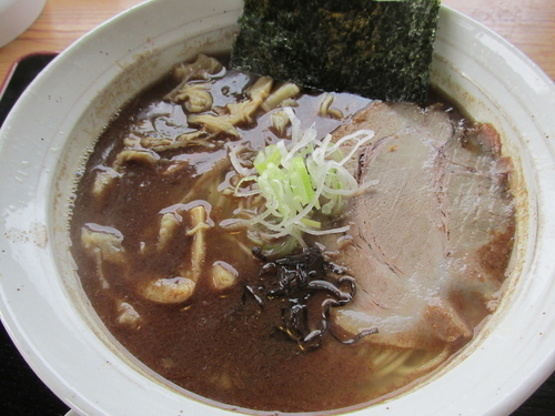 「地鶏とカツオの旨塩らーめん　「790円」」@地鶏らーめん 秋津の写真