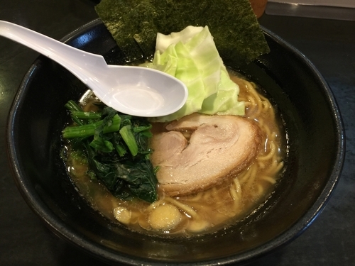 「豚骨醤油（大盛）」@らあめん 万咲の写真