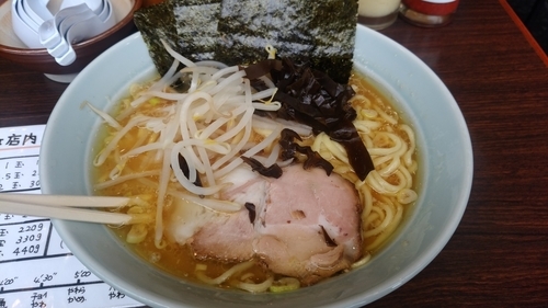 「ラーメン中　かため濃いめ多め」@横浜ラーメン 増田家 幕張店の写真