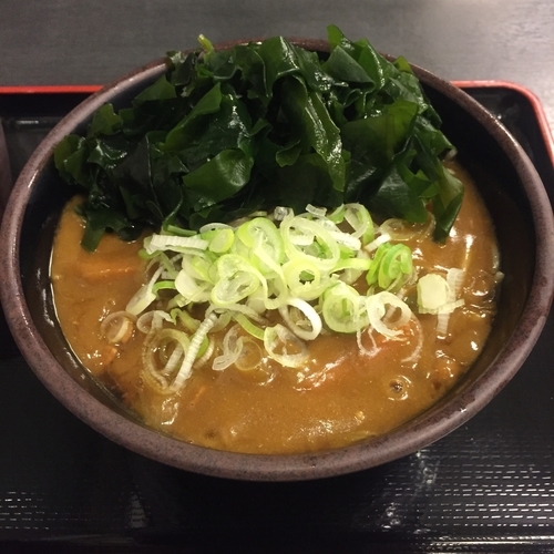 「カレーそば（￥410）＋わかめ（クーポン）」@ゆで太郎 宮益坂店の写真