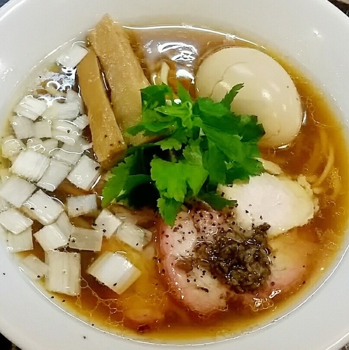 「【限定10食】特製地鶏中華そば　８５０円」@特級鶏蕎麦 龍介の写真