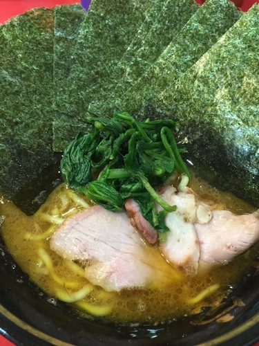 「ラーメン+のり+ライス」@家系総本山 ラーメン吉村家の写真