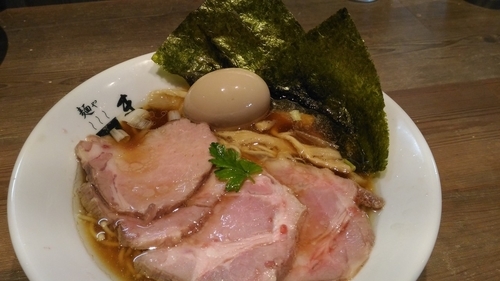 「得製中華そば」@麺やまつ本の写真