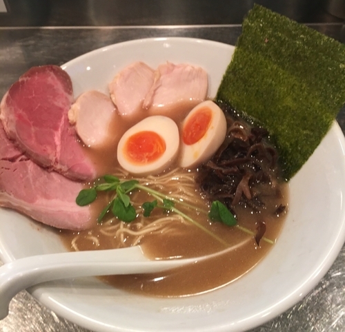 「豚骨醤油 780円」@さんじの写真