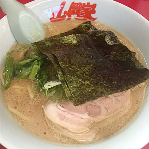 「醤油ラーメン　630円　チャーシュー２枚」@ラーメン山岡家 足利店の写真