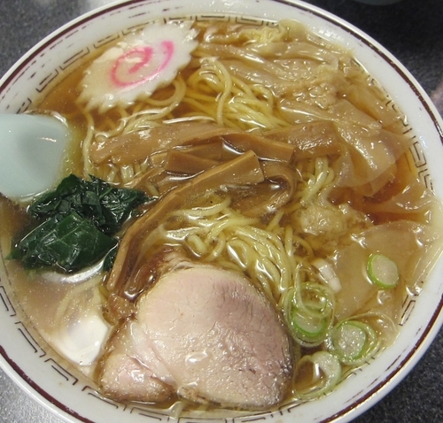 「ワンタンメン　750円」@來々軒の写真