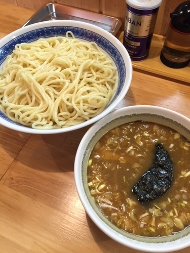 「つけめん　850円（並・中盛り同一料金）」@自家製中華そば としおかの写真