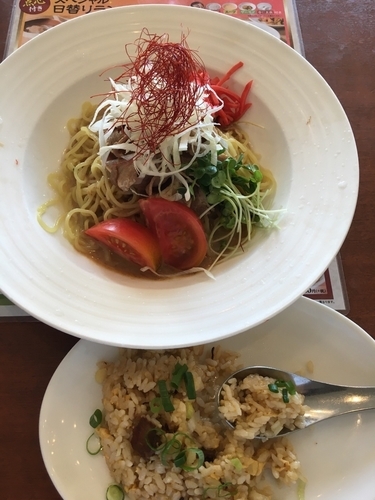 「麦そだち四元豚の胡麻冷し麺950円+半チャーハン280円」@中華レストランChina Fan 草加店の写真