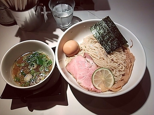 「鴨脂と蛤の細つけそば＋煮玉子」@SOBAHOUSE金色不如帰の写真