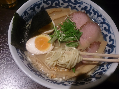 「特製らー麺」@九段 斑鳩 市ヶ谷本店の写真