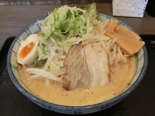 「濃厚味噌らーめん(大)220g」@清勝丸 海老名店の写真