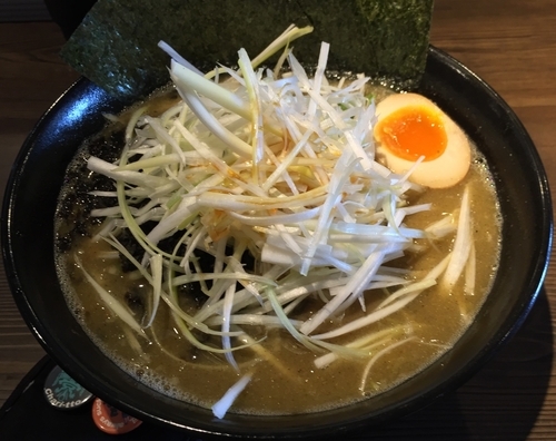 「焼煮干しラーメン（￥850）」@ラーメン 萩原家 藤沢店の写真