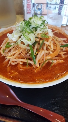 「ミソオロチョンラーメン中辛」@まん福亭の写真