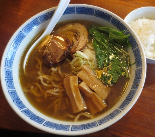 「鬼らーめん＋サービス小ライス　750円」@ラーメンかずやの写真