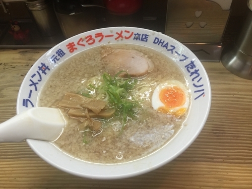 「醤油ラーメン」@元祖まぐろラーメン 本店の写真