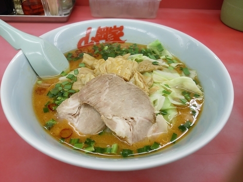 「もつ味噌ラーメン(並盛・150g)860円」@ラーメン 山岡家 高崎倉賀野店の写真