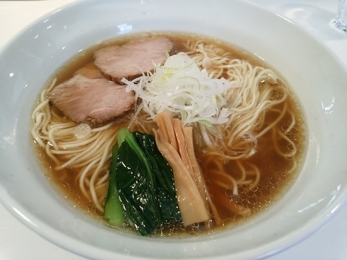 「醤油ラーメン(並盛)700円」@麺処 たまりやの写真
