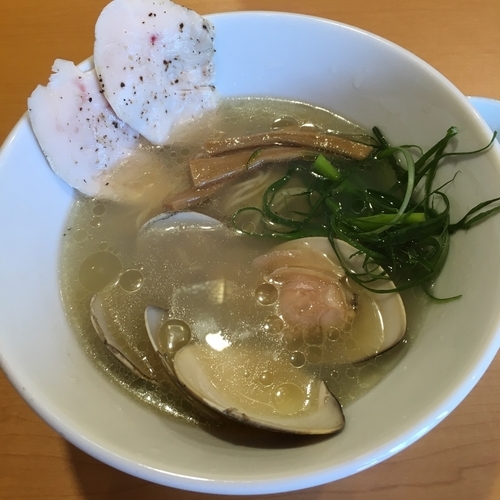 「鳥と蛤の塩ラーメン」@醤油と貝と麺そして人と夢の写真
