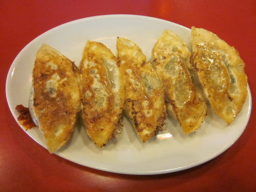 「ぎょうざ２５０円（キャンペーン価格で０円）」@ラーメン 赤組の写真