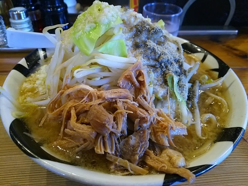 「にぼ二郎　（大盛：無料）　※野菜、アブラ増し」@凌駕IDEAの写真