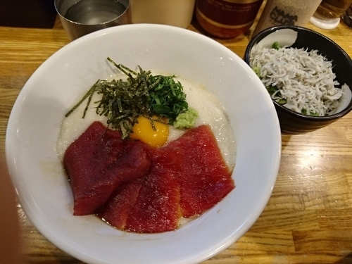 「《限定》冷やしまぐろトロロそば」@麺屋 庄太 六浦本店の写真