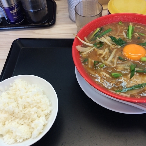「スタミナラーメン麺半分」@ラーメン大草原 秋山店の写真