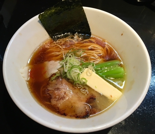 「無塩バターらーめん 850円」@麺s慶の写真