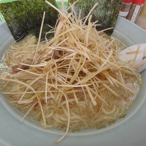 「ネギラーメン(並)(700円)」@ラーメンショップ フラワー店の写真