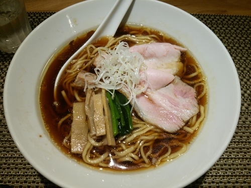 「旨味鶏だし（醤油）」@生粋 花のれんの写真