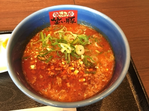 「粗挽き豚骨担々麺」@博多とんこつ 笑い豚の写真