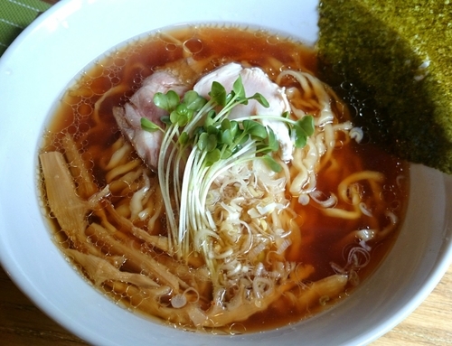「中華そば（平打ち麺） 700円」@中華蕎麦 はざまの写真