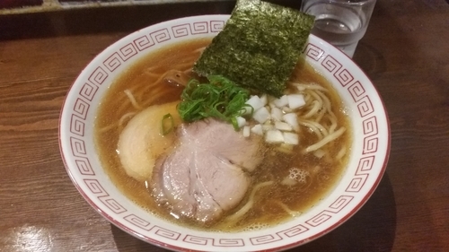 「醤油ラーメン」@中華そば 飯村製作所の写真