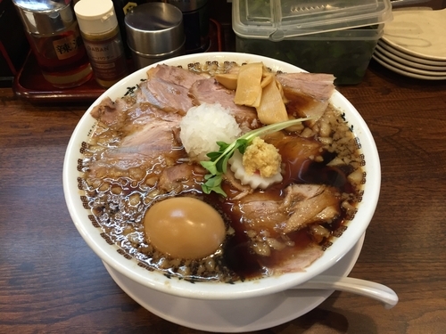 「背脂肉そば＋味玉」@New Old Style 肉そばけいすけの写真