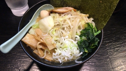「ラーメン」@ゴル麺 横浜本店の写真