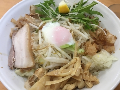 「まぜそば」@麺処 ぼたん 栃木店の写真