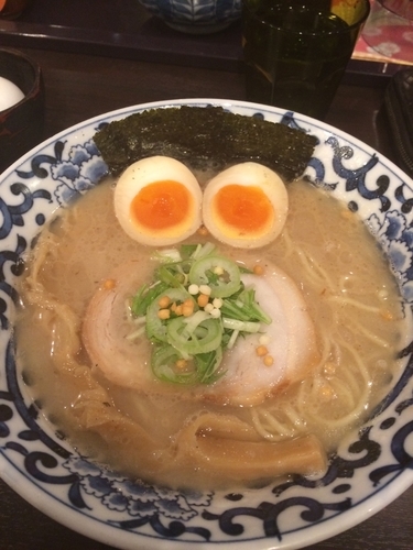 「煮卵塩ラーメン」@東京駅 斑鳩の写真