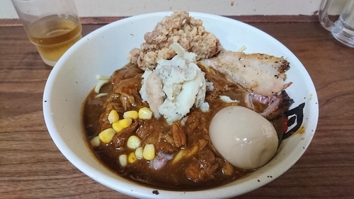 「【期間限定】大どろ大人のカレー麺(ライス付)＋ガッツリ」@丹行味素 北新横浜本店の写真