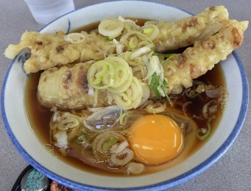 「ちくわ天そば＋玉子（￥380＋￥50）」@たつみやの写真