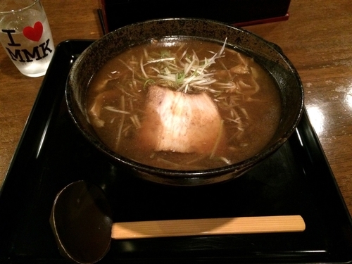 「中華そば小」@もちもちの木 新宿店の写真