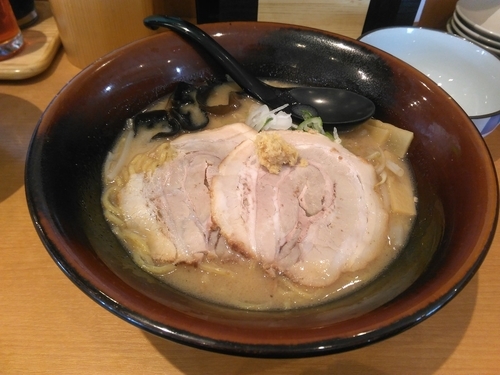 「味噌らーめん」@札幌らーめん大地 上尾店の写真