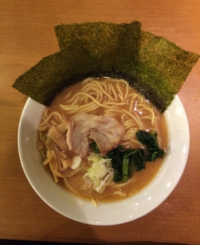 「醤油ラーメン 670円」@横浜らぁめん 桜花  西口本店の写真