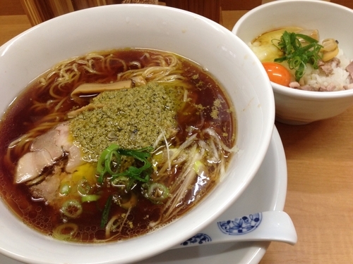 「醤油そば 牡蠣のアヒージョ和え」@中華そば 大井町 和渦の写真