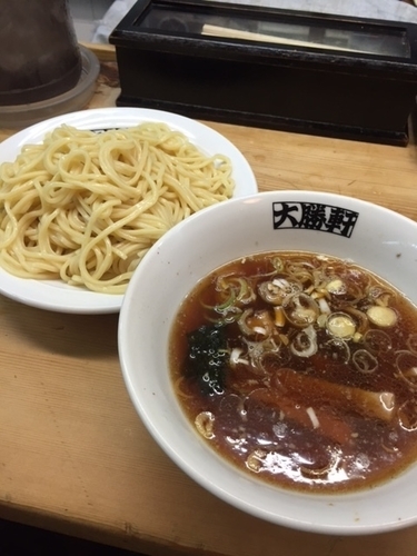 「つけそば　570円　（麺中盛り＋70円）」@中野大勝軒の写真