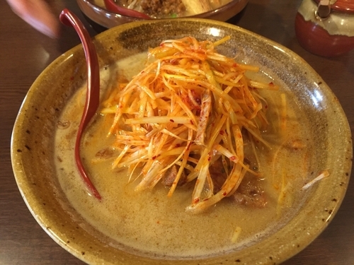 「九州麦味噌 肉ネギラーメン 870円（税別）」@麺場田所商店 春日部店の写真