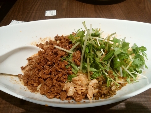 「つゆ無し担々麵＋ビール」@四川担担麺 阿吽 北浦和店の写真