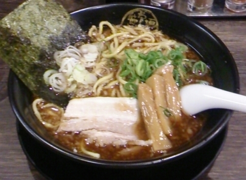 「節骨こってりらーめん」@節骨麺たいぞう 池袋本店の写真