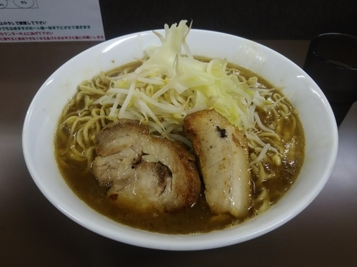 「特盛６００ｇ」@ブタヤマニンニクンの写真